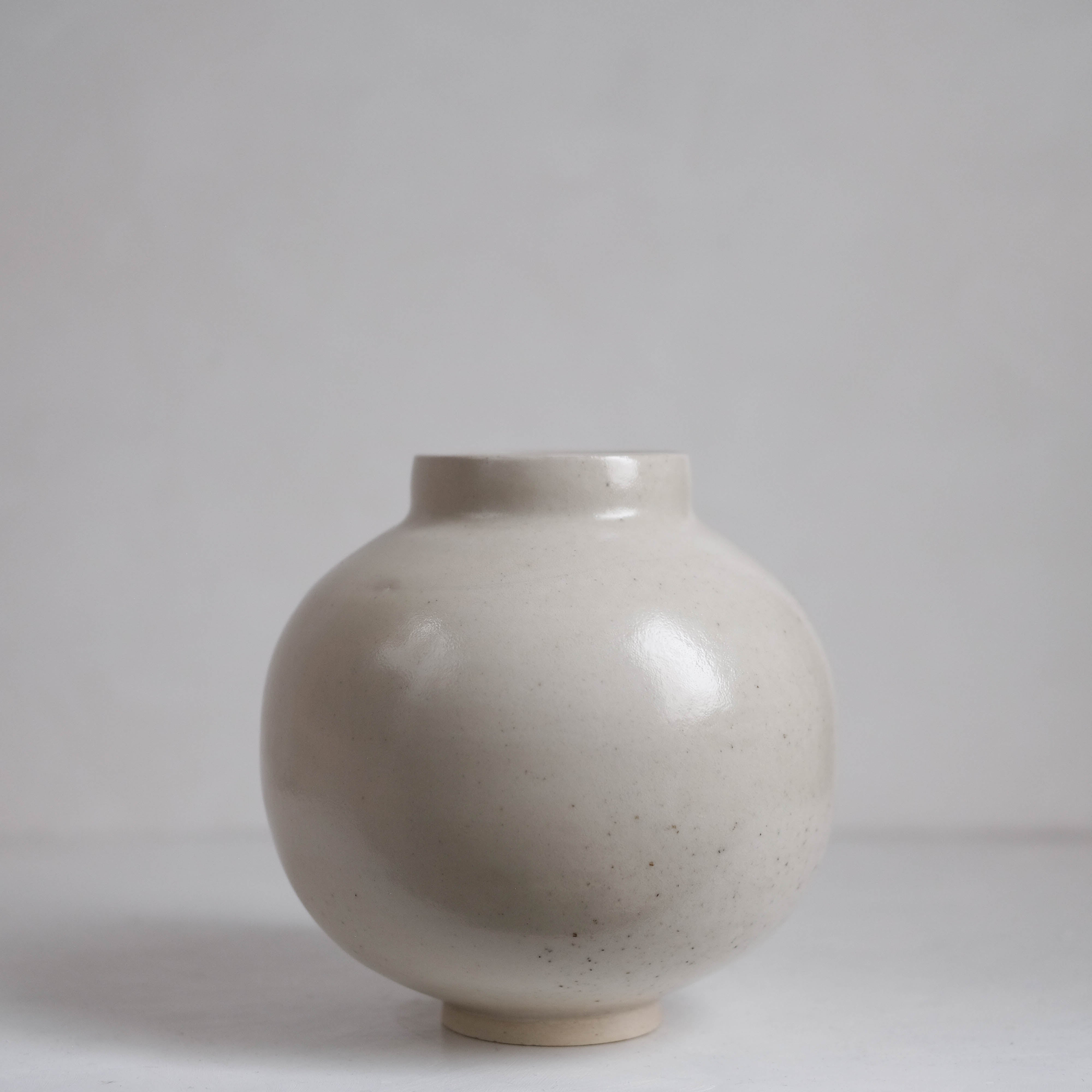 Ishi (石) Vase #ADN97