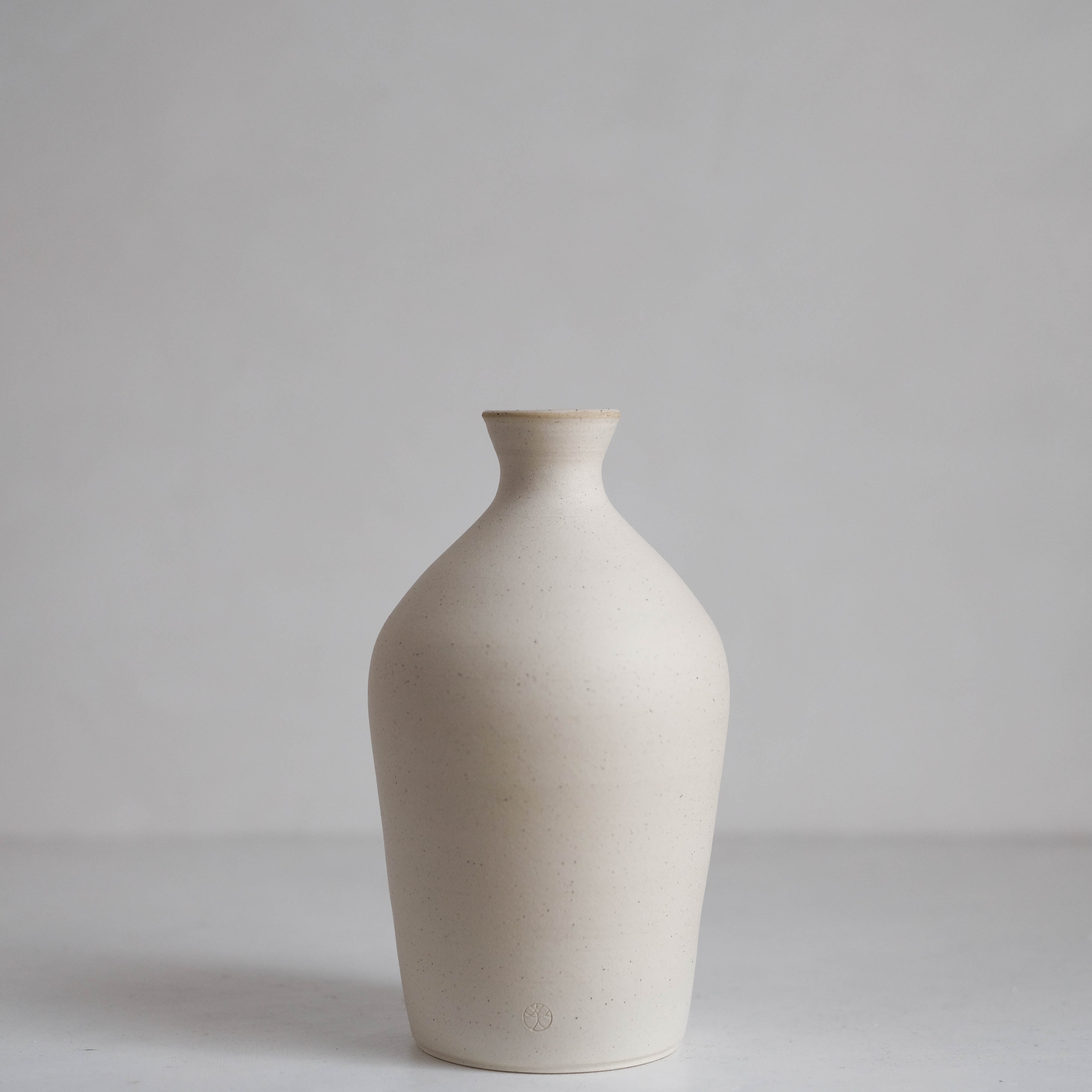 Ishi (石) Vase #ADN100