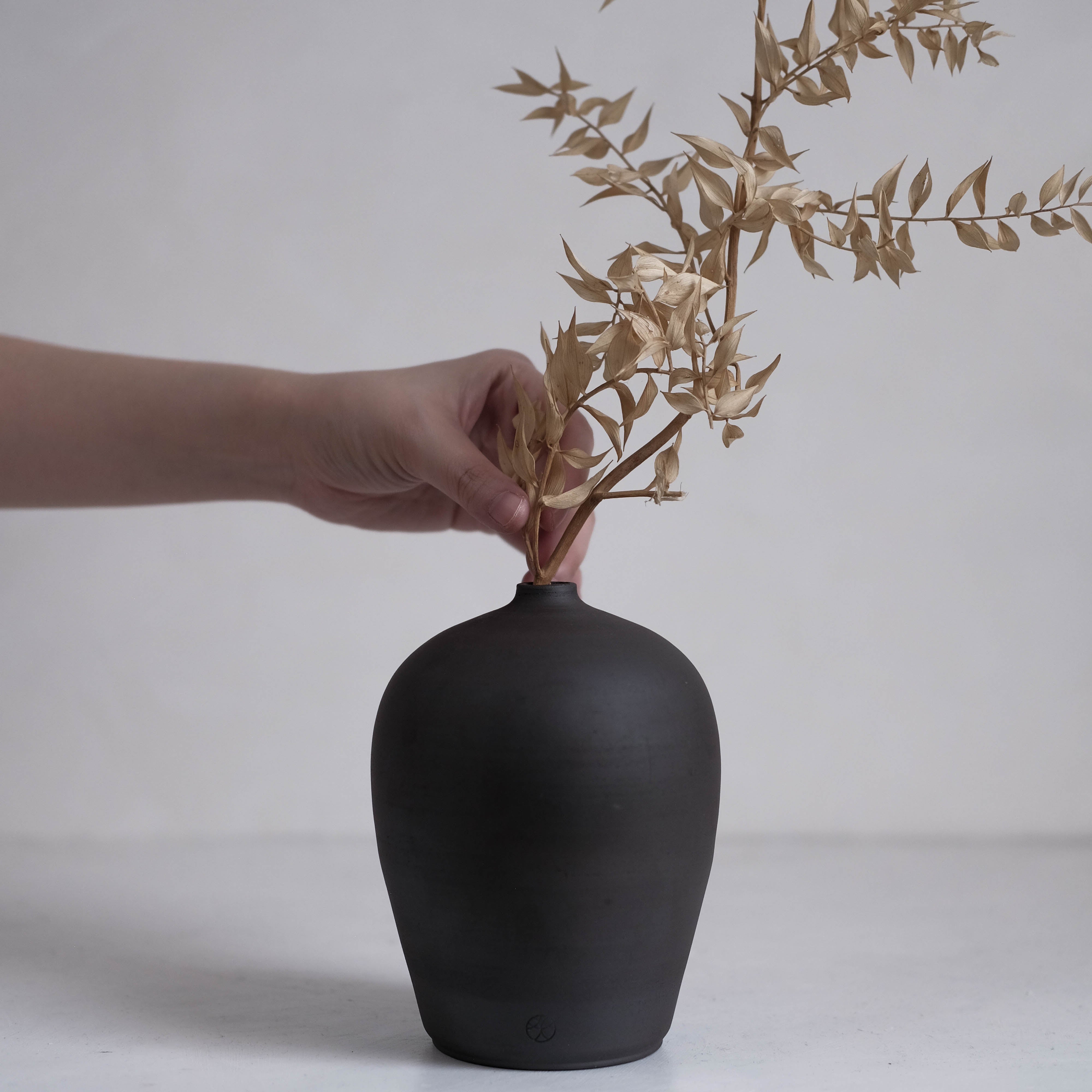 Ishi (石) Vase #ADN102