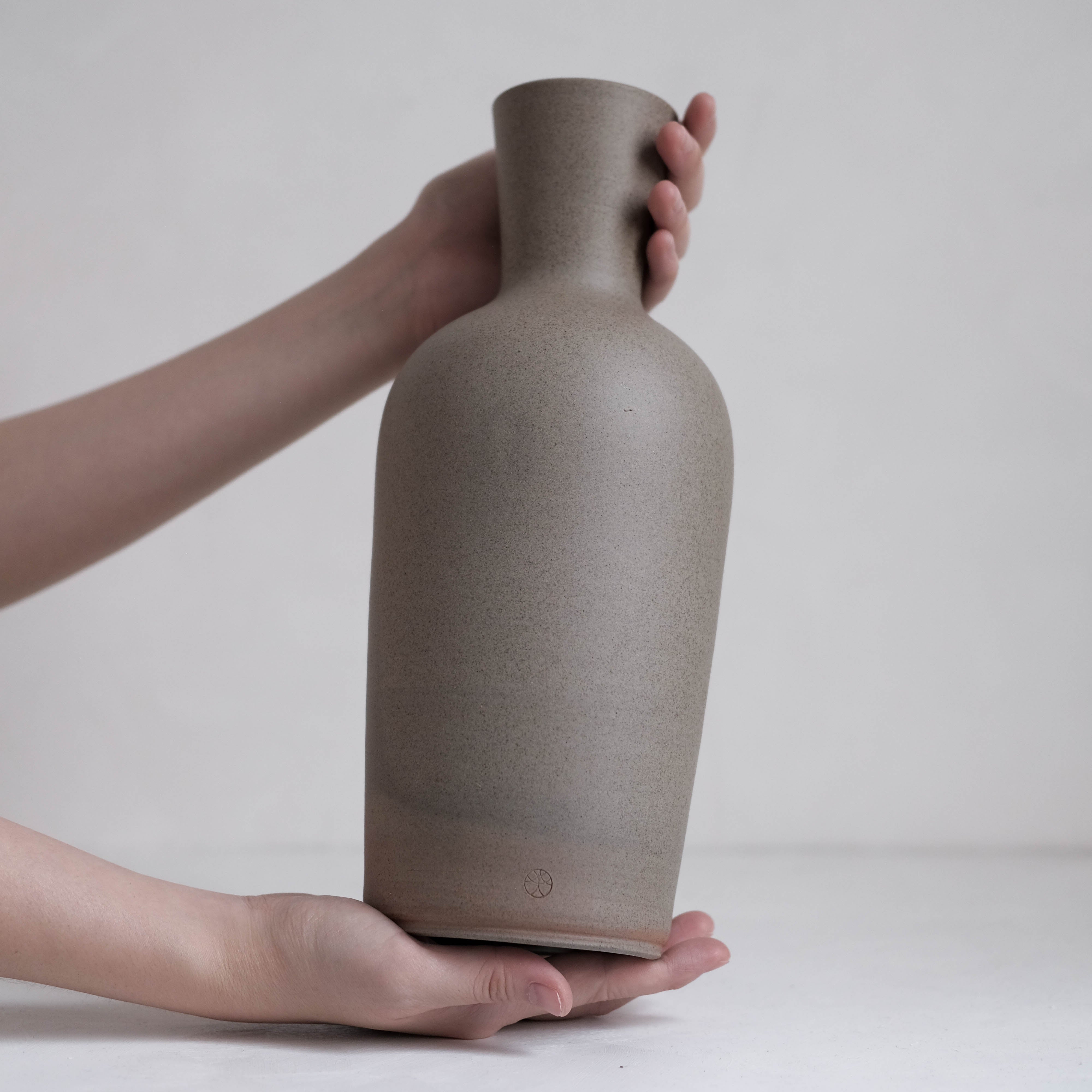 Ishi (石) Vase #ADN92