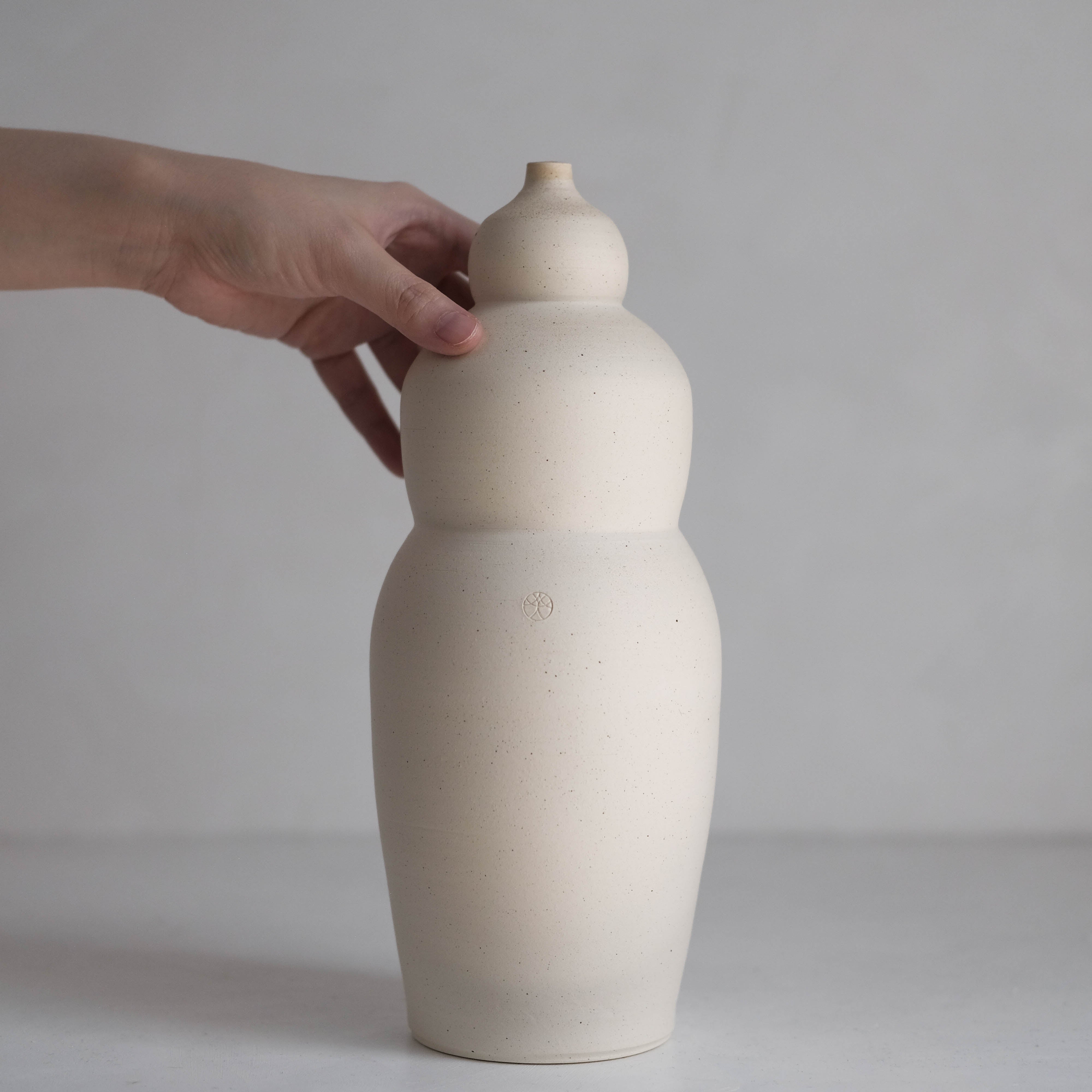 Ishi (石) Vase #ADN95