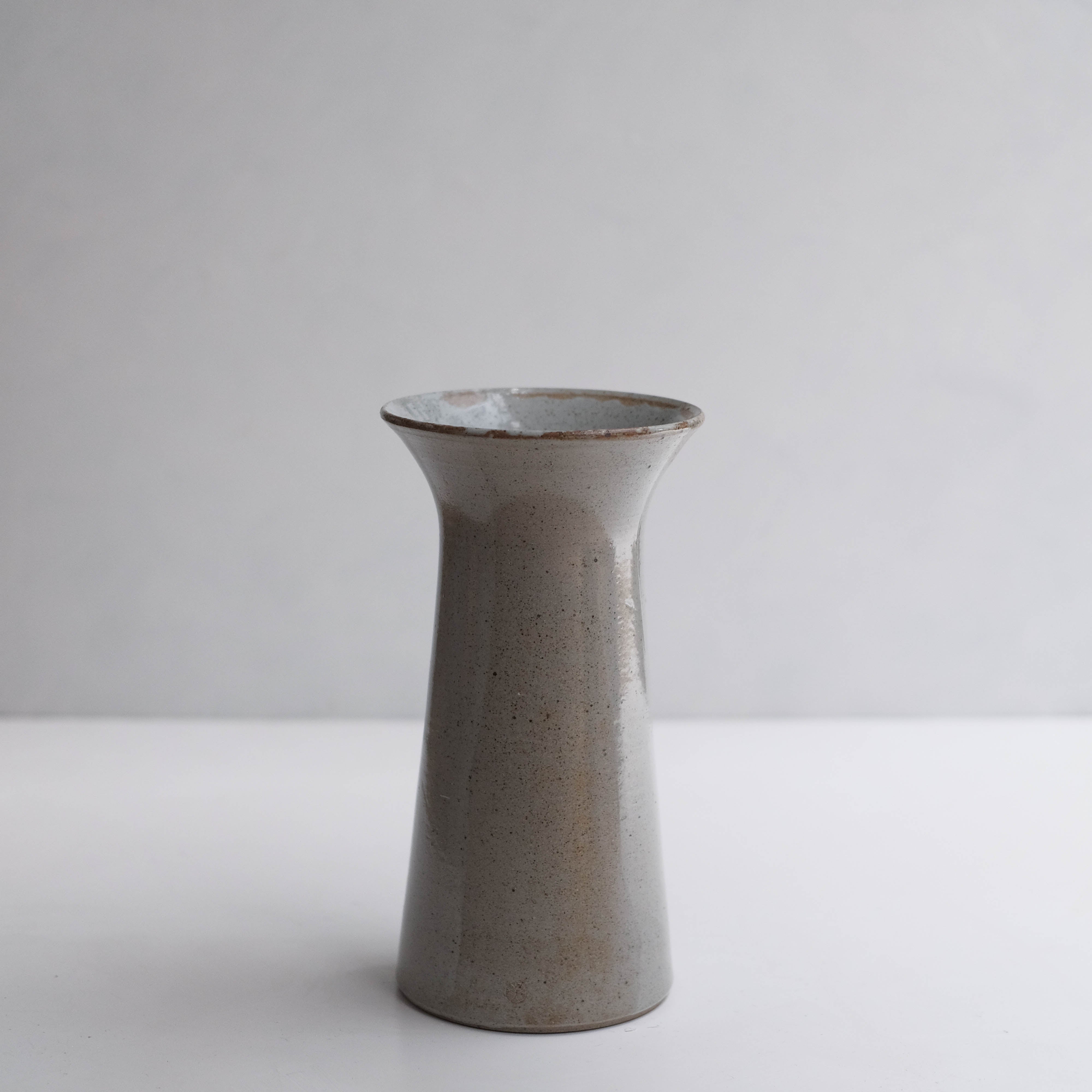 Ishi (石) Vase #ADN68