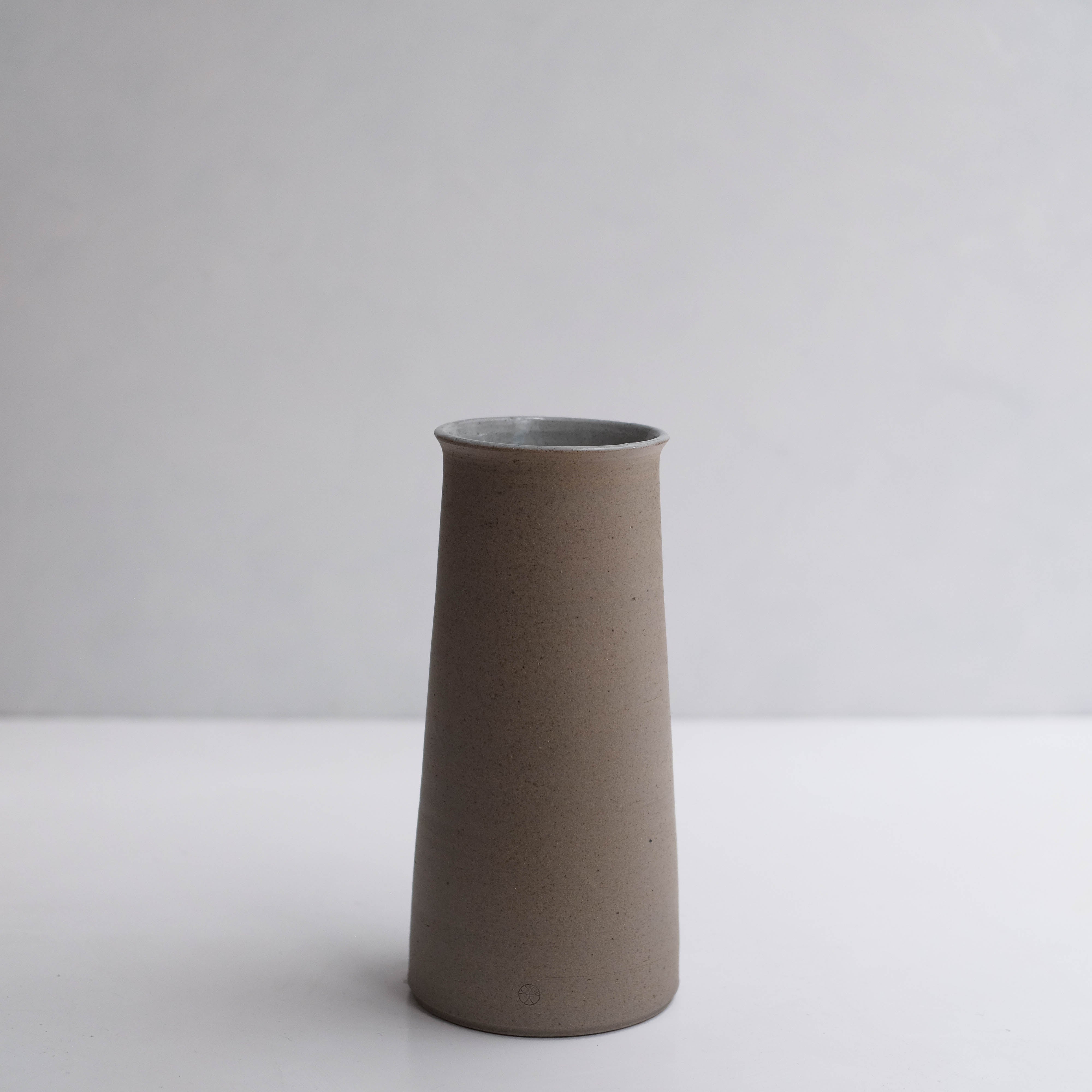 Ishi (石) Vase #ADN77