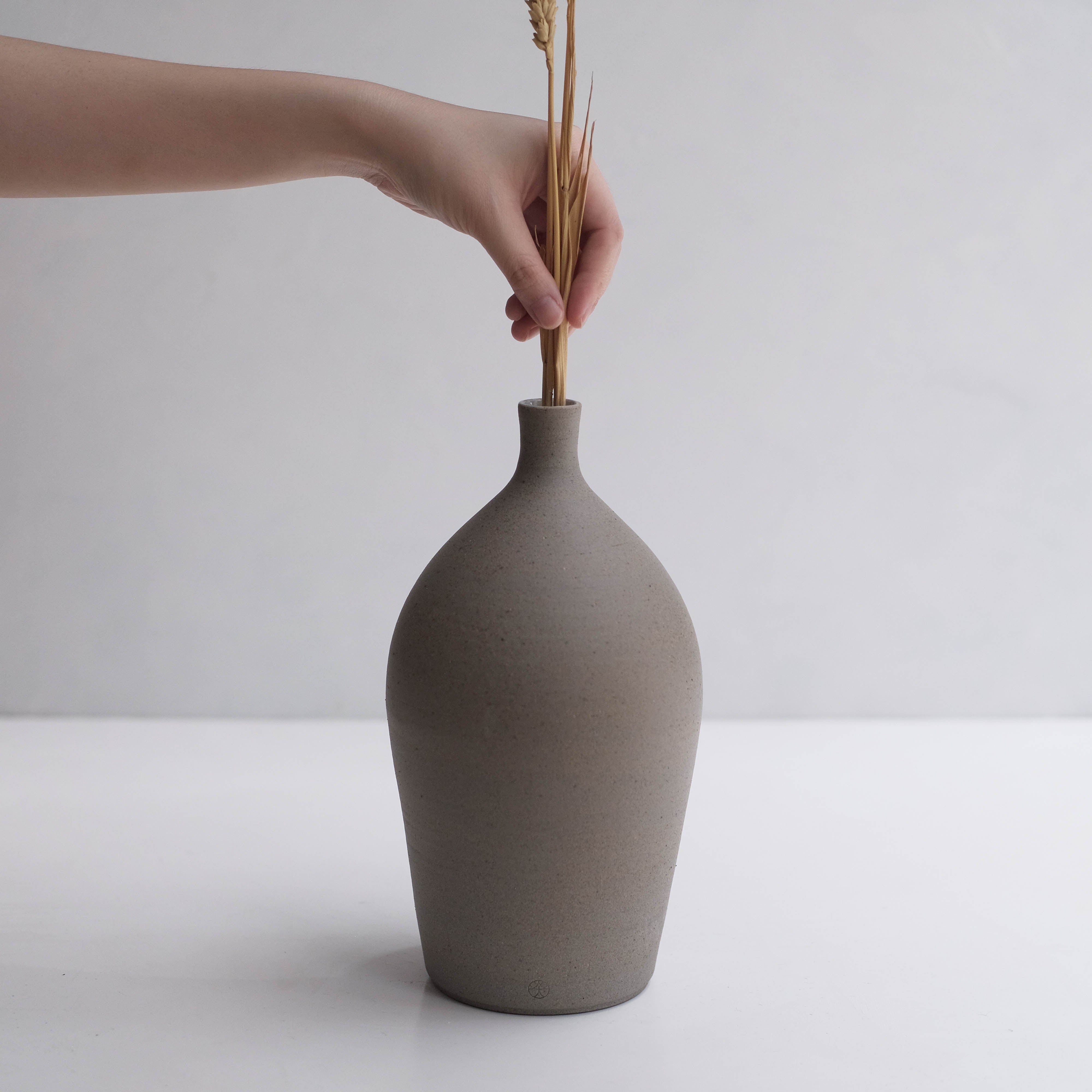 Ishi (石) Vase #ADN81