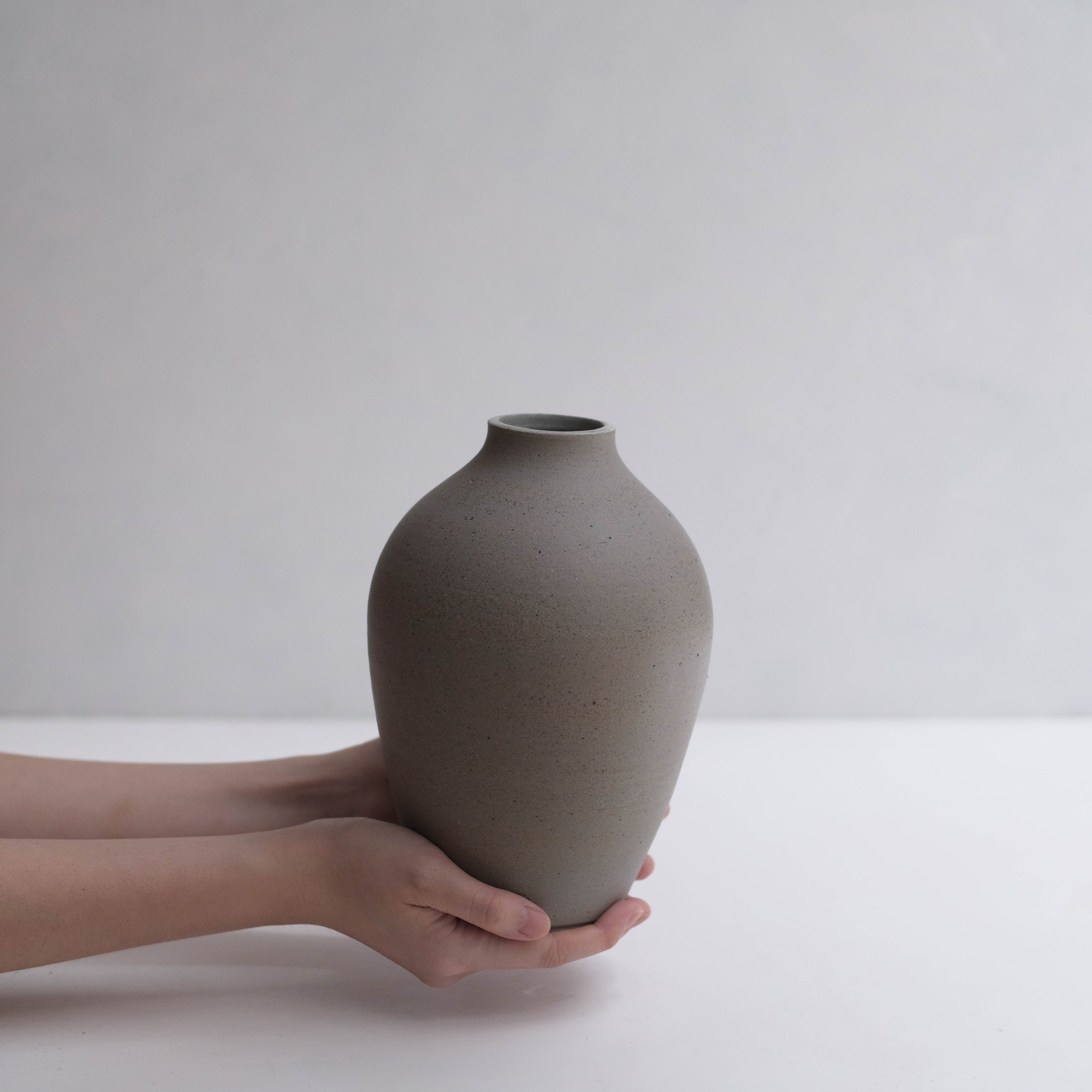 Ishi (石) Vase #ADN84