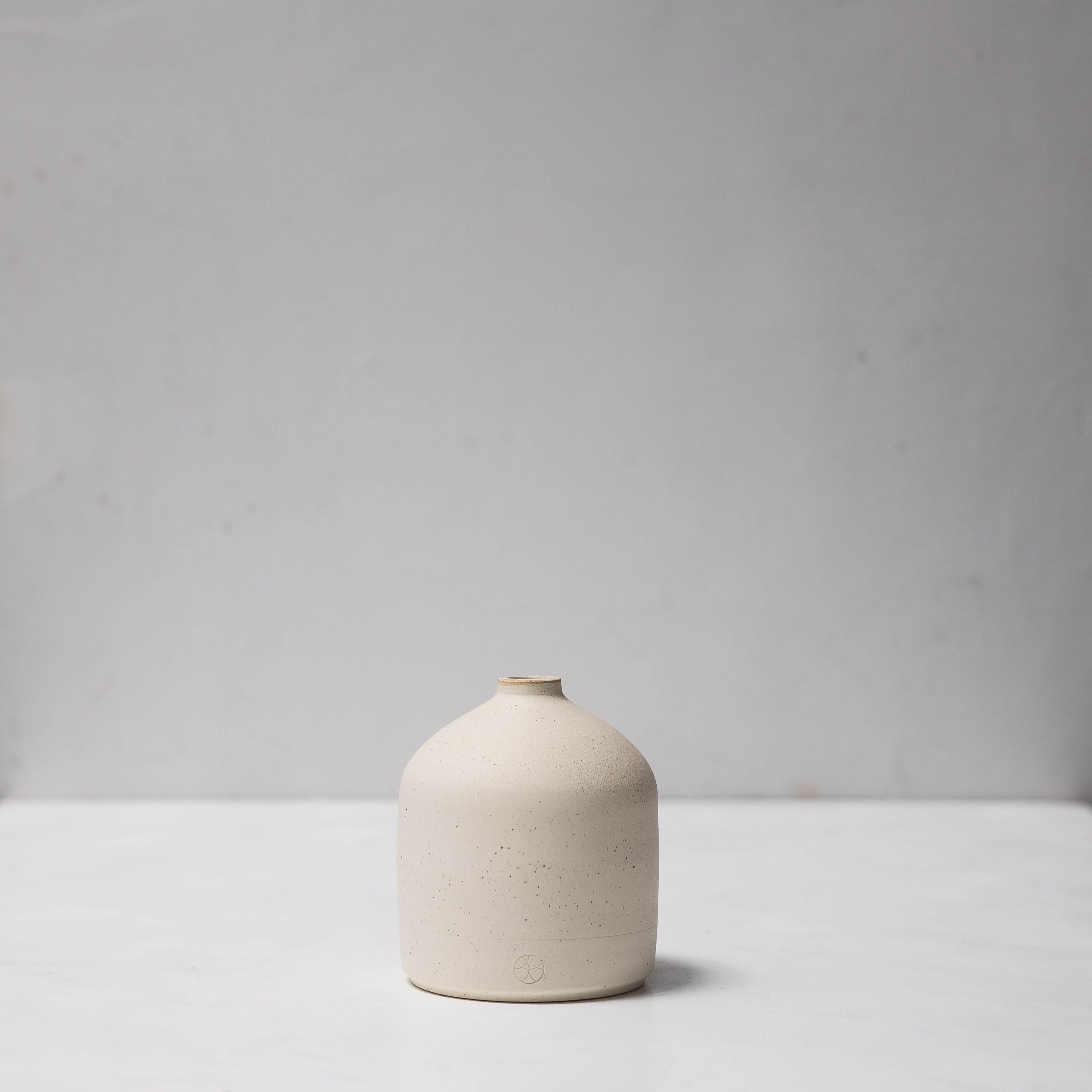 Ishi (石) Vase #ASHI18