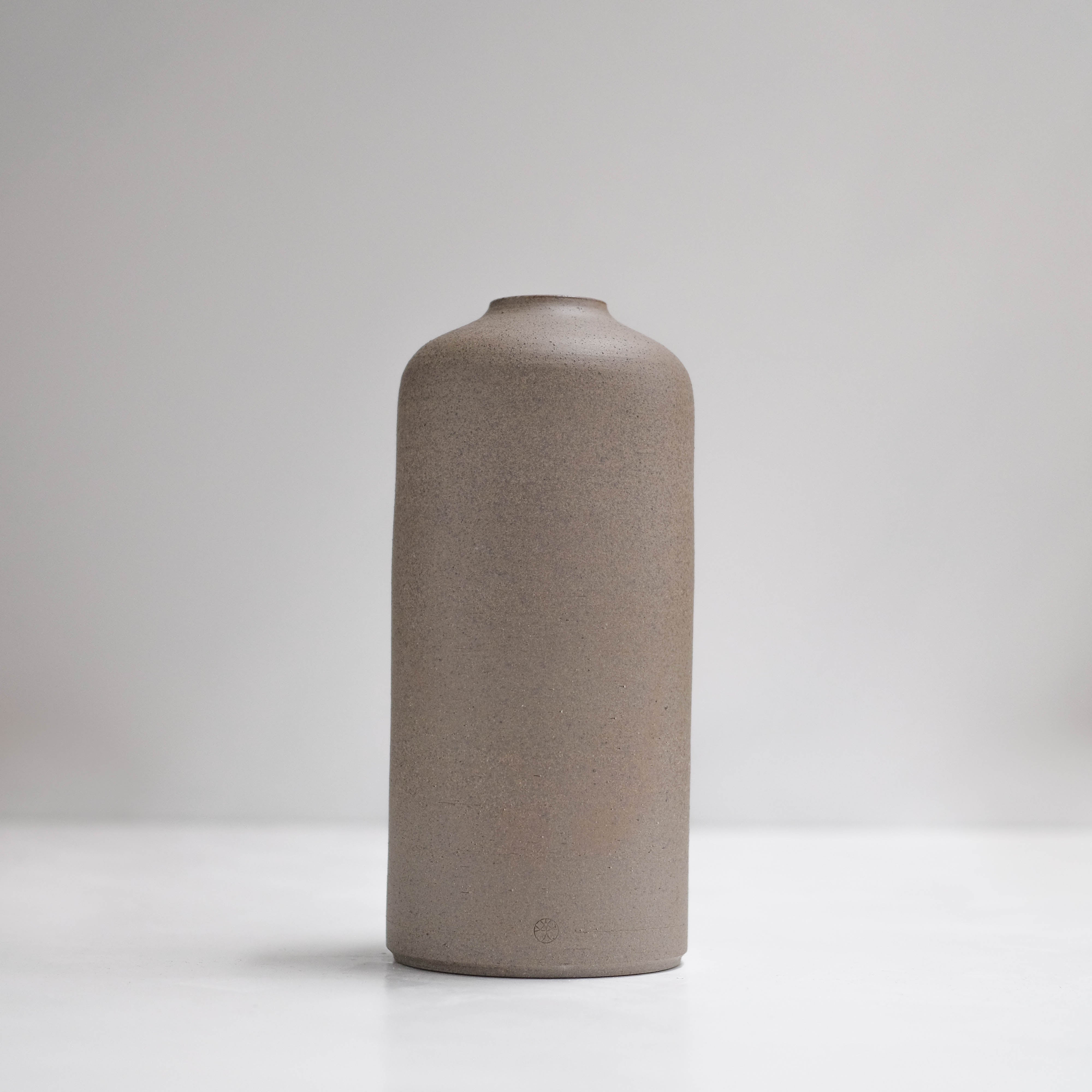 Ishi (石) Vase #ADN03