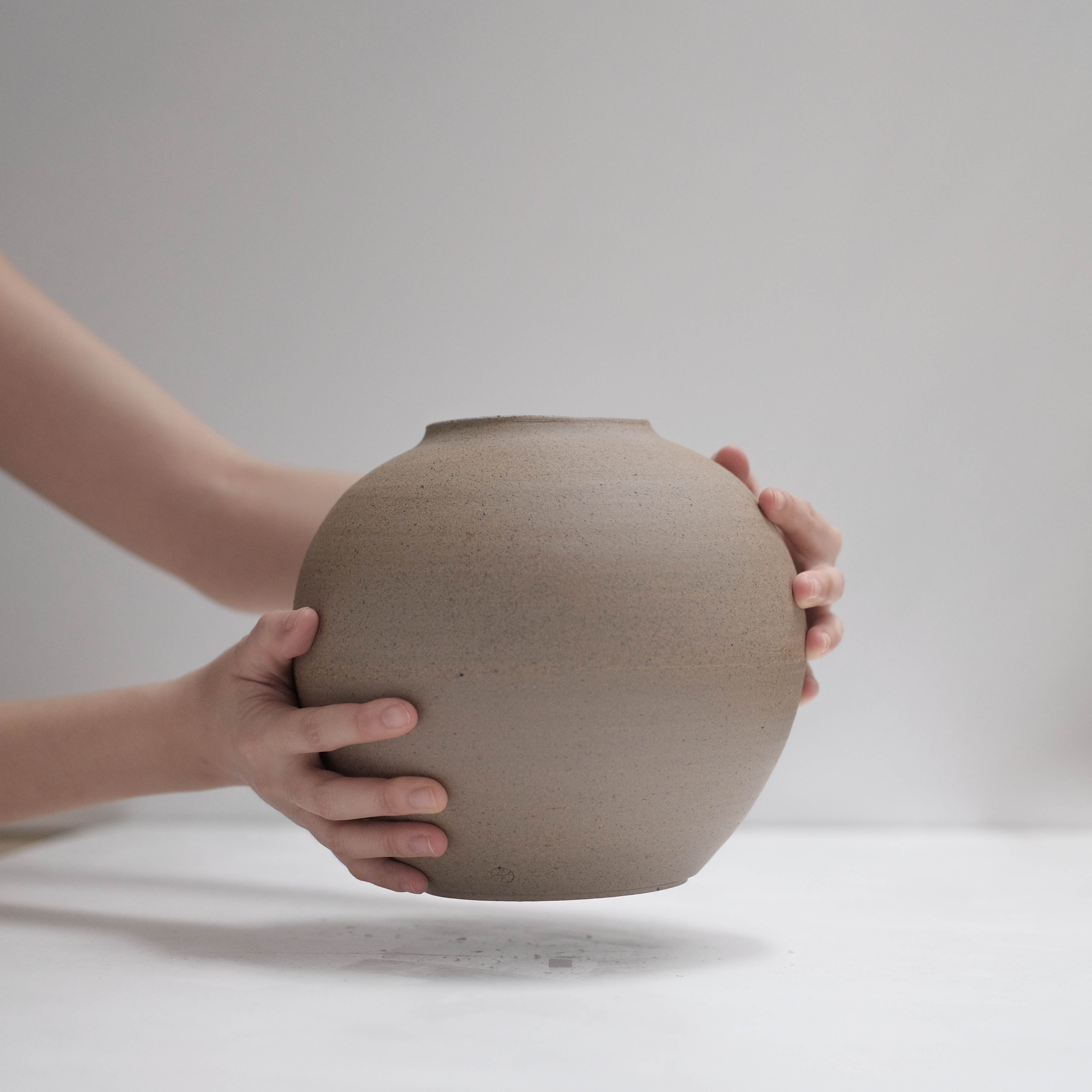 Ishi (石) Vase #ADN06