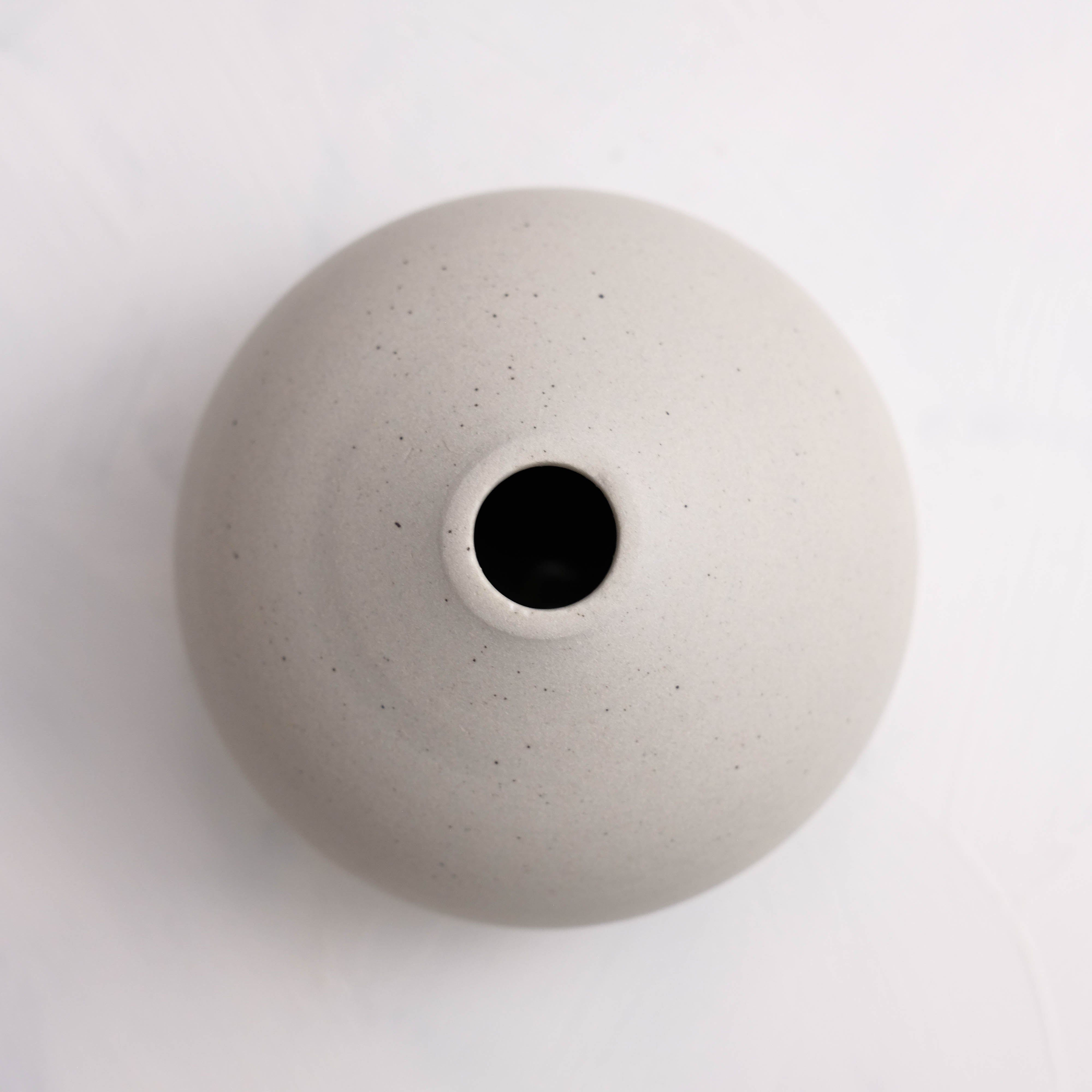 Ishi (石) Vase #751